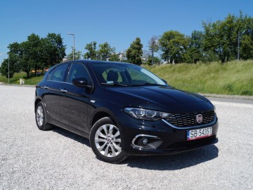 Fiat Tipo II Hatchback 1,4 T-Jet Lounge &ndash; Urokliwy