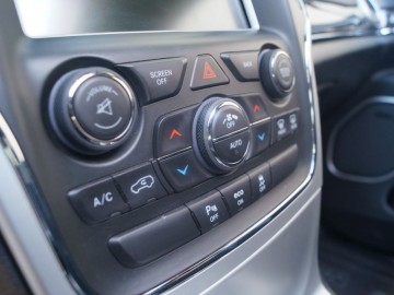 Jeep Grand Cherokee SRT 6.4 V8 HEMI &ndash; Ostatni nierozsądny
