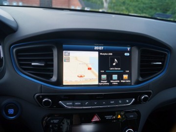 Hyundai IONIQ Hybrid 1,6 GDI 6DCT &ndash; Hyundai na bateryjce&hellip;