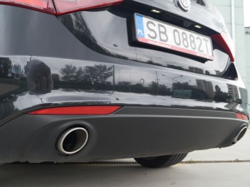 Alfa Romeo Giulia II 2,2 JTD 180 KM 8AT &ndash; Moja Sophia Loren
