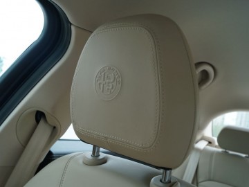 Alfa Romeo Giulia II 2,2 JTD 180 KM 8AT &ndash; Moja Sophia Loren