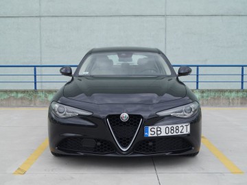 Alfa Romeo Giulia II 2,2 JTD 180 KM 8AT &ndash; Moja Sophia Loren