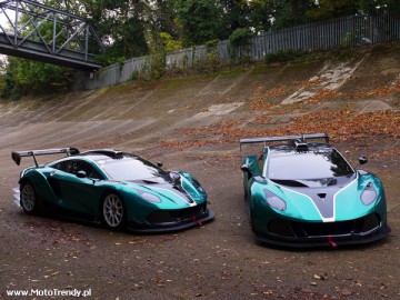 Arrinera GT na torze w Brooklands