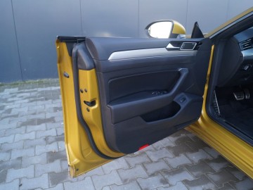 Volkswagen Arteon R-Line 2,0 TDI BiTurbo DSG 4Motion: - Passat nieoczywisty