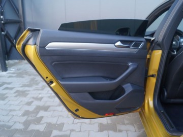 Volkswagen Arteon R-Line 2,0 TDI BiTurbo DSG 4Motion: - Passat nieoczywisty