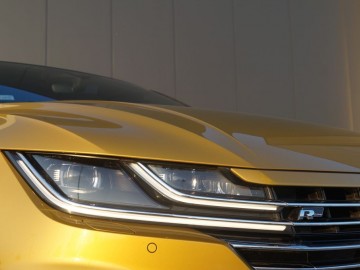 Volkswagen Arteon R-Line 2,0 TDI BiTurbo DSG 4Motion: - Passat nieoczywisty