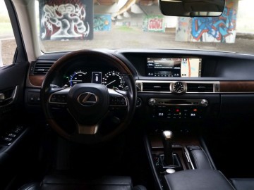 Lexus GS 450h Prestige &ndash; Vintage to brzmi dumnie!