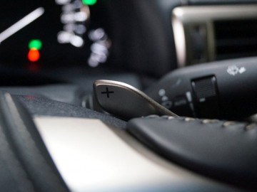 Lexus GS 450h Prestige &ndash; Vintage to brzmi dumnie!