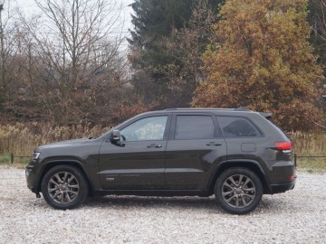 Jeep Grand Cherokee 3,0 CRD AWD 8AT &ndash; Legenda