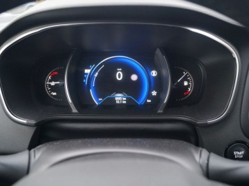 Renault Megane Grandcoupe 1,2 TCe 130 KM EDC7 &ndash; Jak nie Coupe