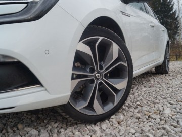 Renault Megane Grandcoupe 1,2 TCe 130 KM EDC7 &ndash; Jak nie Coupe