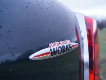 MINI JCW Countryman 231 KM 8 AT &ndash; Wesoły &bdquo;Wieśniak&rdquo;