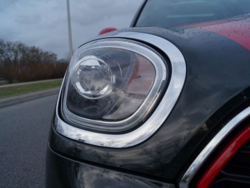 MINI JCW Countryman 231 KM 8 AT &ndash; Wesoły &bdquo;Wieśniak&rdquo;