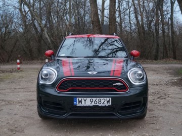 MINI JCW Countryman 231 KM 8 AT &ndash; Wesoły &bdquo;Wieśniak&rdquo;