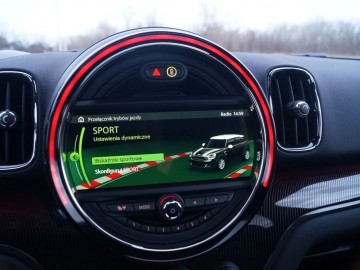 MINI JCW Countryman 231 KM 8 AT &ndash; Wesoły &bdquo;Wieśniak&rdquo;