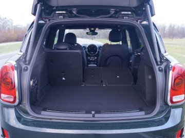 MINI JCW Countryman 231 KM 8 AT &ndash; Wesoły &bdquo;Wieśniak&rdquo;