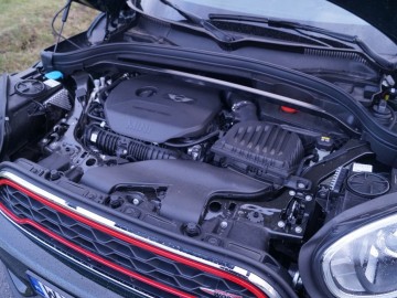 MINI JCW Countryman 231 KM 8 AT &ndash; Wesoły &bdquo;Wieśniak&rdquo;