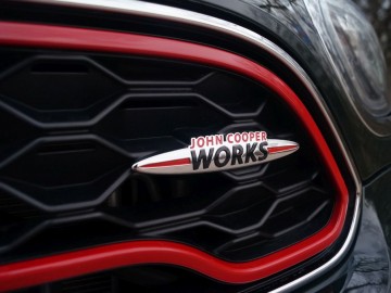 MINI JCW Countryman 231 KM 8 AT &ndash; Wesoły &bdquo;Wieśniak&rdquo;