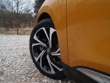 Renault Scenic 1,2 TCe 130KM - Do granic downsizingu