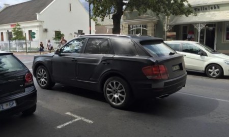 Bentley Bentayga przyłapany