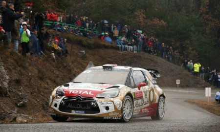 Ogier na prowadzeniu