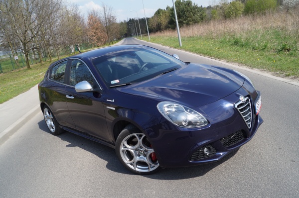 Alfa Romeo Giulietta 2.0 JTDM 16v 175 KM Exclusive - Stylowo i oszczędnie