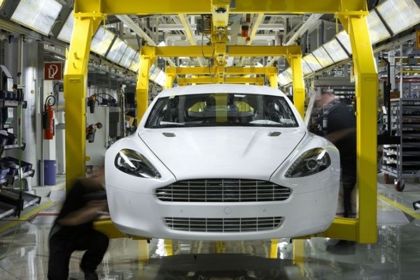 Aston Martin z usterką