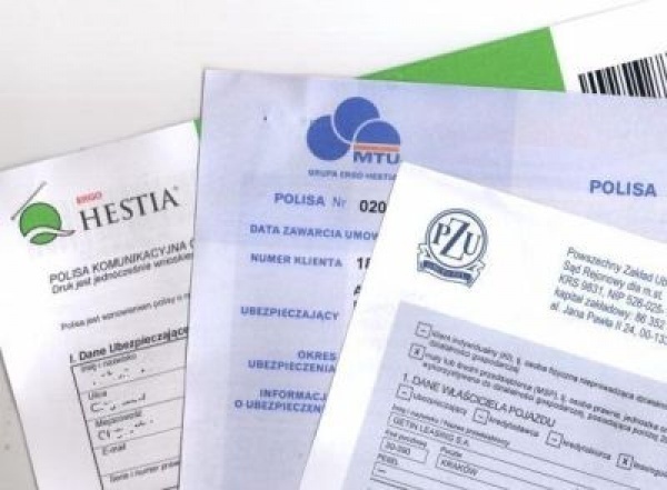 Jak uniknąć pułapek w ubezpieczeniu samochodu?