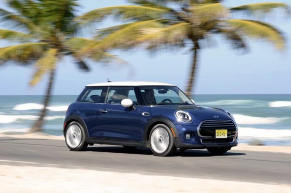Mini z pięcioma modelami