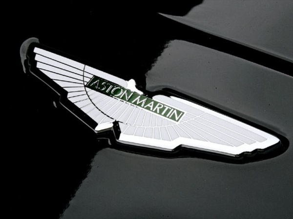 Daimler wyklucza przejęcie Aston Martina