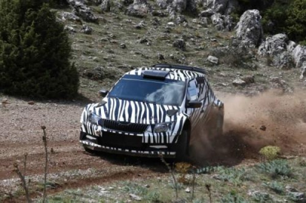 Skoda testuje Fabię R5