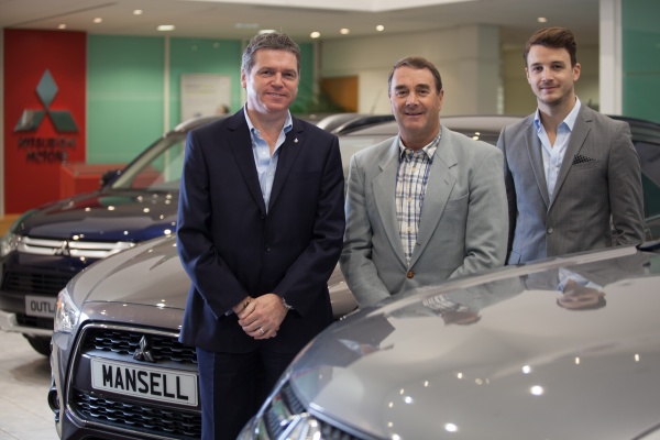 Nigel Mansell otworzył salon Mitsubishi