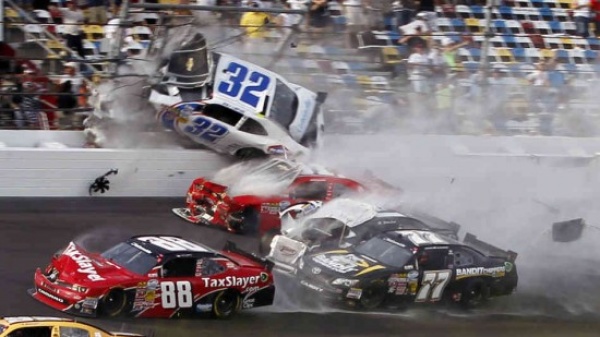 NASCAR &ndash; dlaczego fascynuje miliony ludzi na całym świecie?