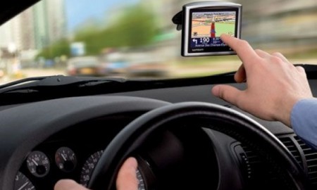 Mobilne aplikacje ułatwiają planowanie podr&oacute;ży i sam wyjazd...