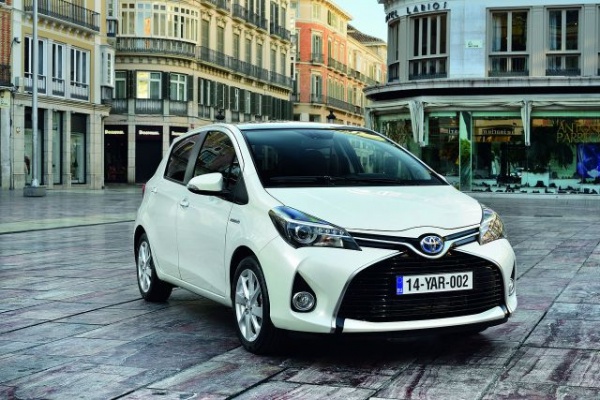 Zmodernizowany Yaris z ceną...