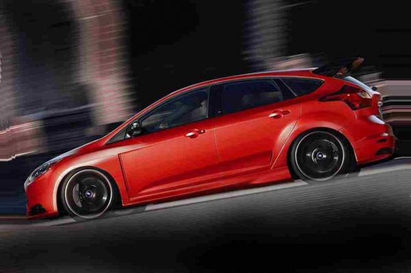 Ford Focus RS z silnikiem Mustanga?