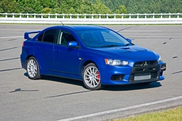 Mitsubishi bagatelizuje następcę Lancera Evo