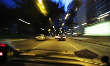 Miasta nocą, czyli kto jeździ najszybciej
