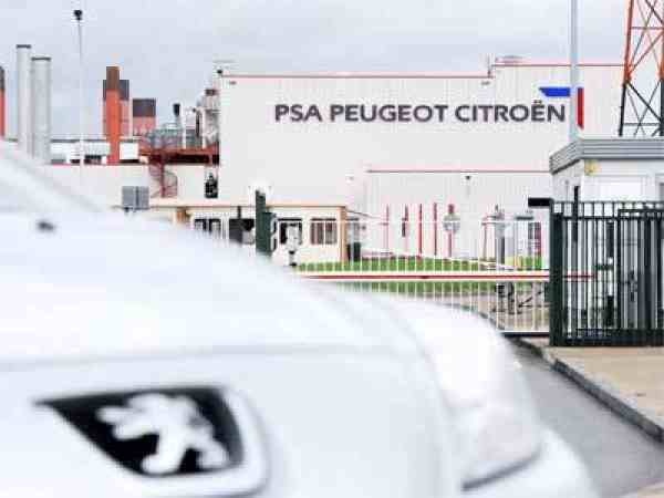 Peugeot-Citroen wr&oacute;ci do USA?