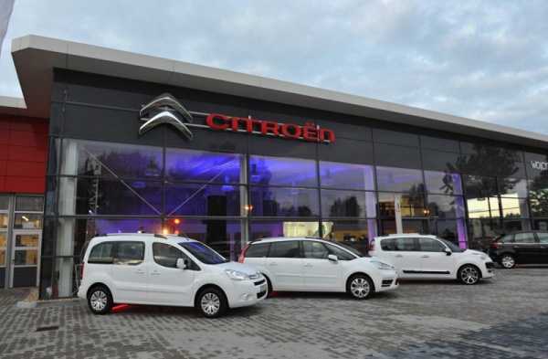 Citroen odkupuje stare samochody i zachęca do zakupu nowych