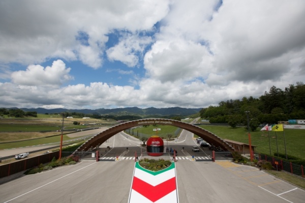 12-godzinny wyścig na torze Mugello