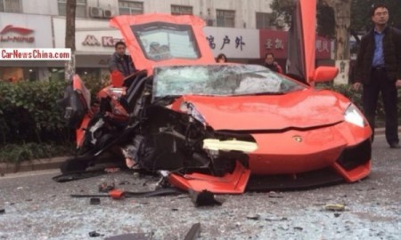 Brutalne spotkanie Lambo z autobusem