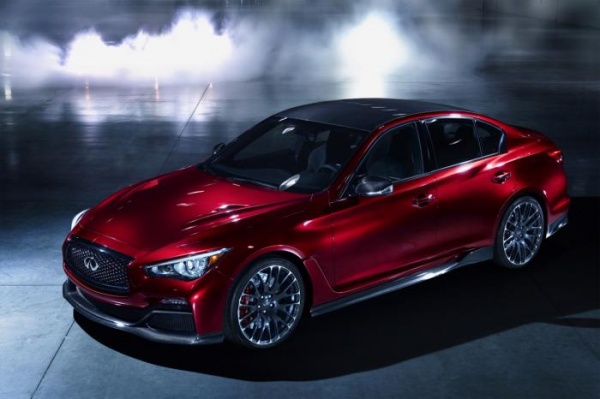 Infiniti chce mieć swoje AMG