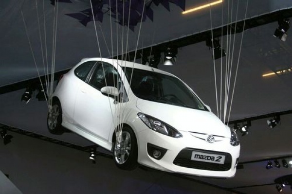 Kobieca Mazda2?