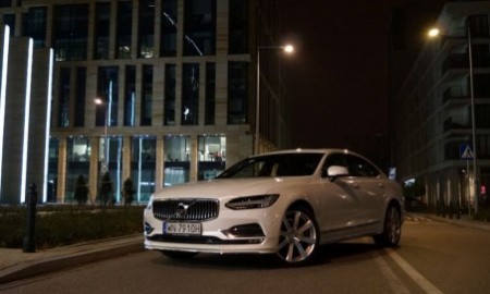 Volvo S90 D5 AWD Inscription &ndash; Pięć metr&oacute;w luksusu, czyli piękna bestia