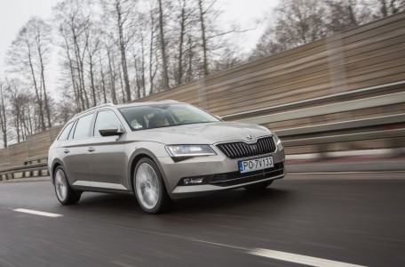 Skoda Superb 2,0 TDI 190 KM 6AT DSG 4×4 – Dynamiczny abstynent…