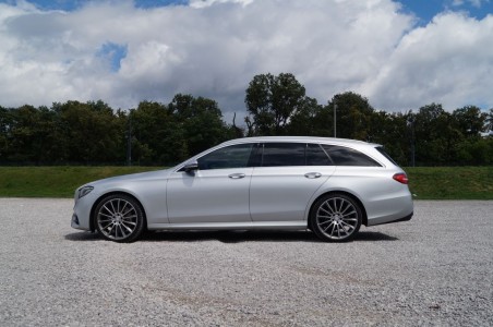 Mercedes Benz E220d W213 kombi 9G-Tronic – Elegancja i blichtr