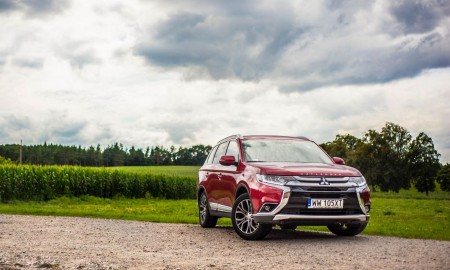 MITSUBISHI OUTLANDER ZWYCIĘZCĄ RANKINGU NIEZAWODNOŚCI 2017