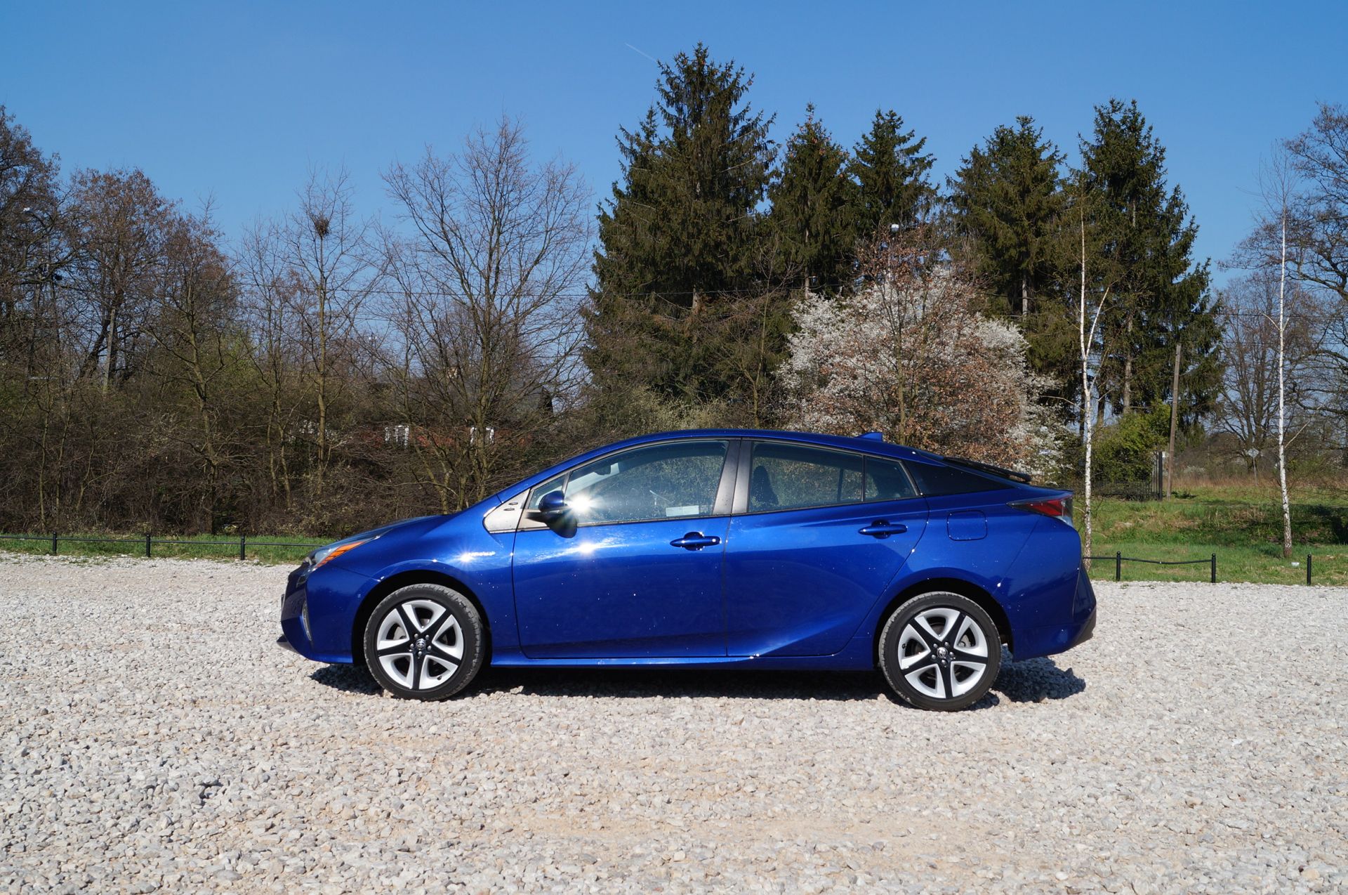 Toyota Prius 1.8 Hybrid Synergy Drive 122KM CVT - Ekologiczny i oryginalny