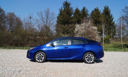 Toyota Prius 1.8 Hybrid Synergy Drive 122KM CVT - Ekologiczny i oryginalny